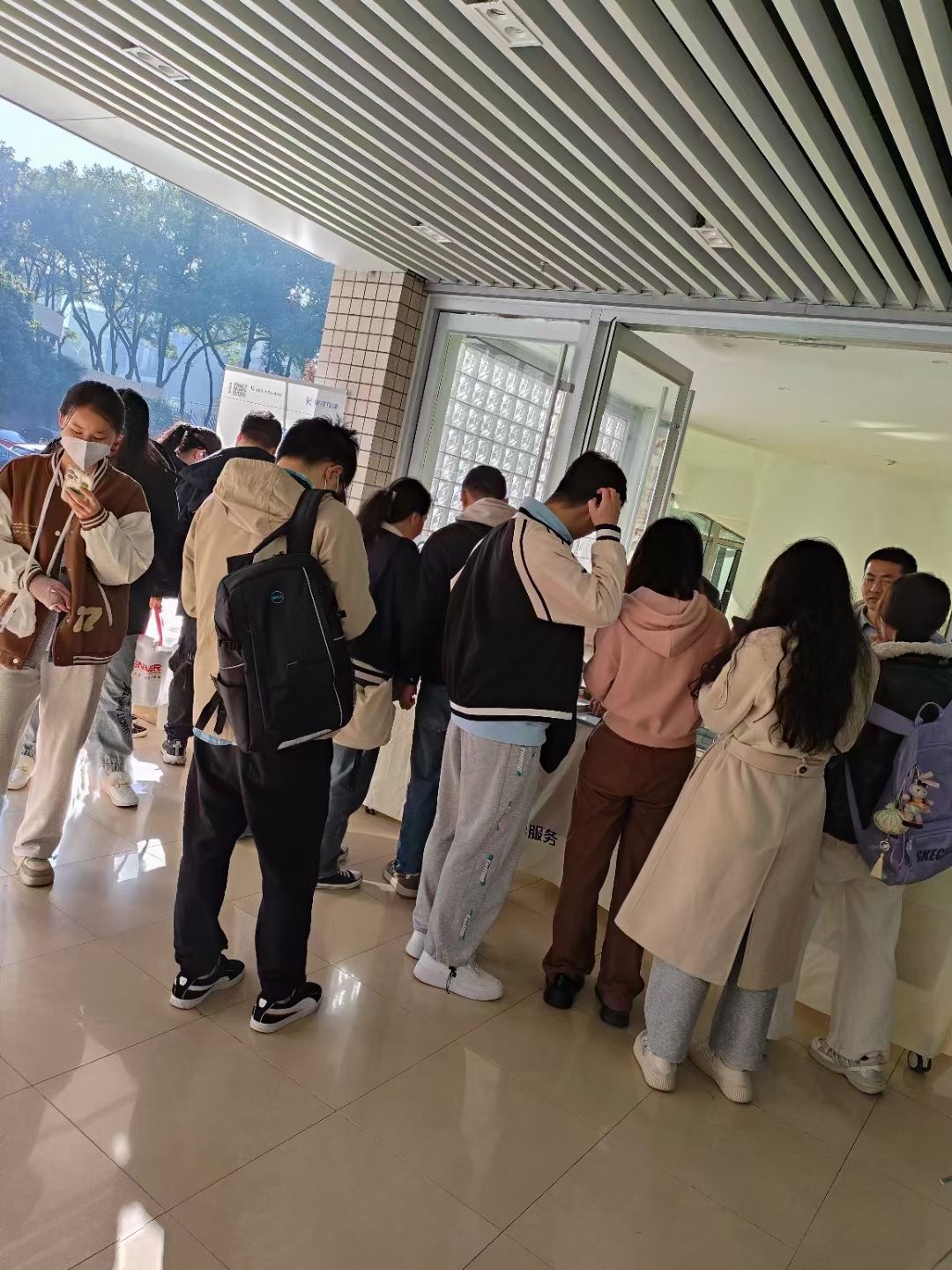 走进校园|j9.com南京、武汉校园行回顾